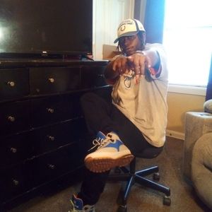 Meet your Posher, Jason